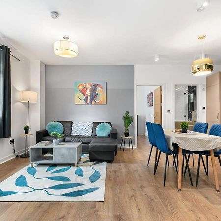 Spacious 1 Bedroom Apartment In Central Woking Eksteriør bilde