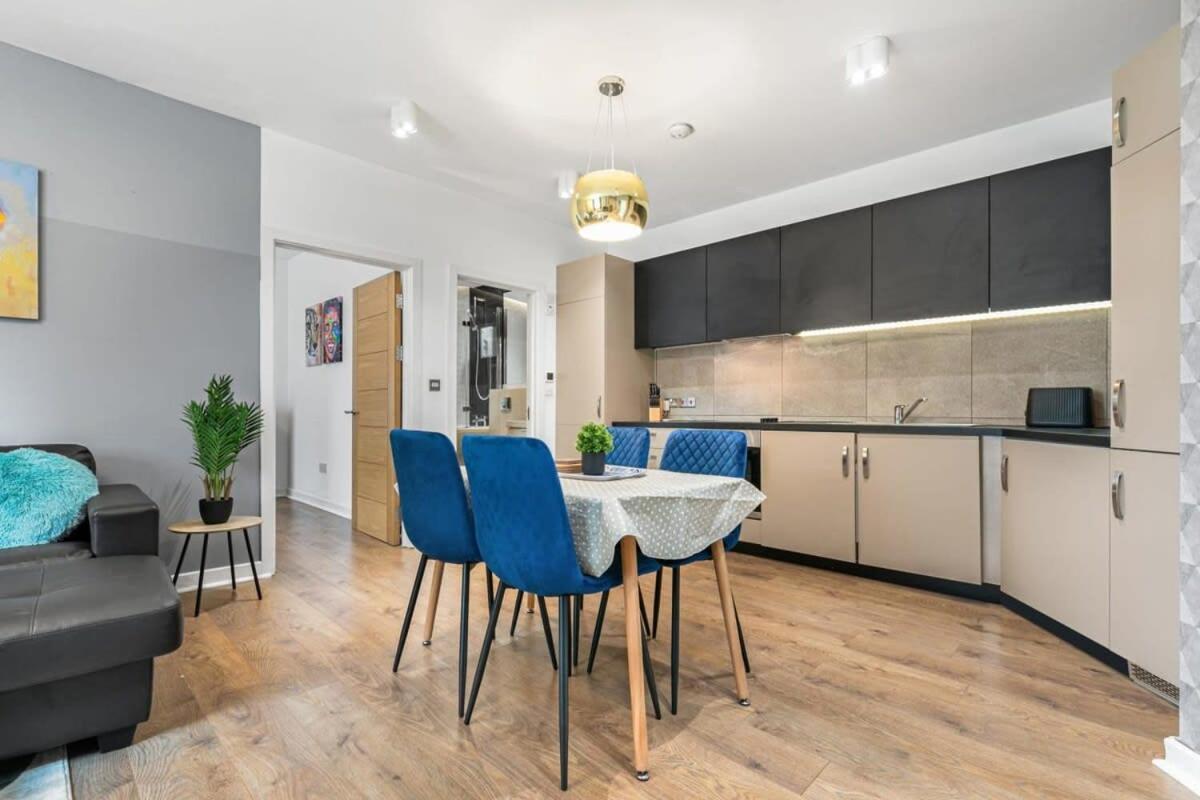 Spacious 1 Bedroom Apartment In Central Woking Eksteriør bilde