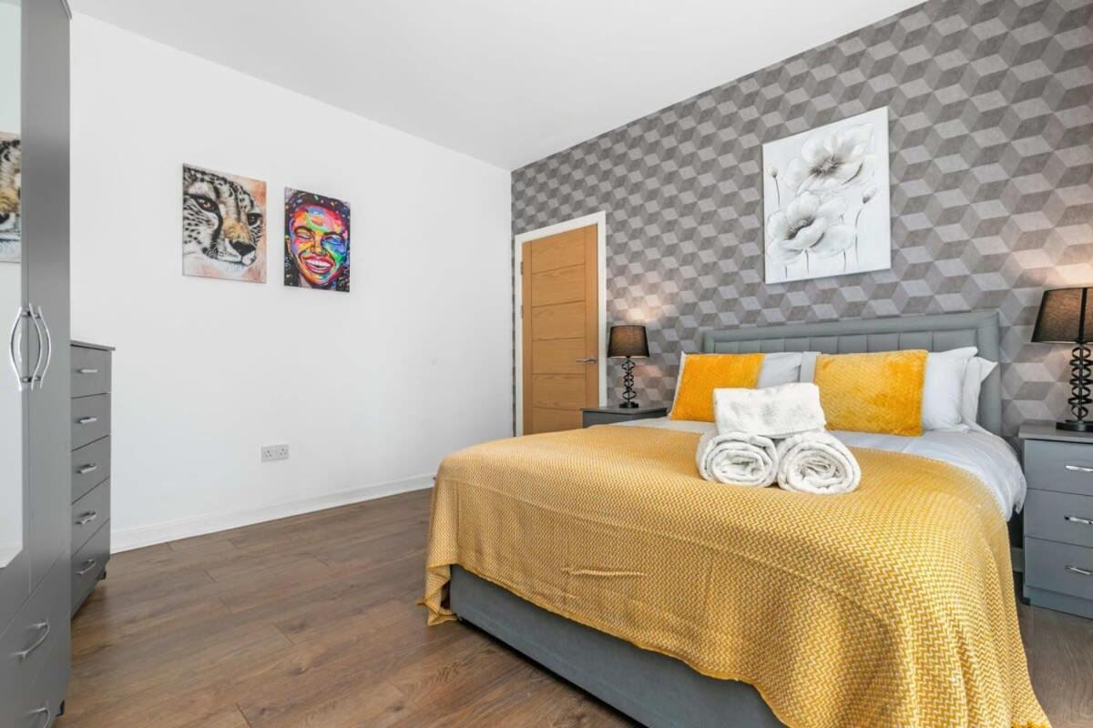 Spacious 1 Bedroom Apartment In Central Woking Eksteriør bilde